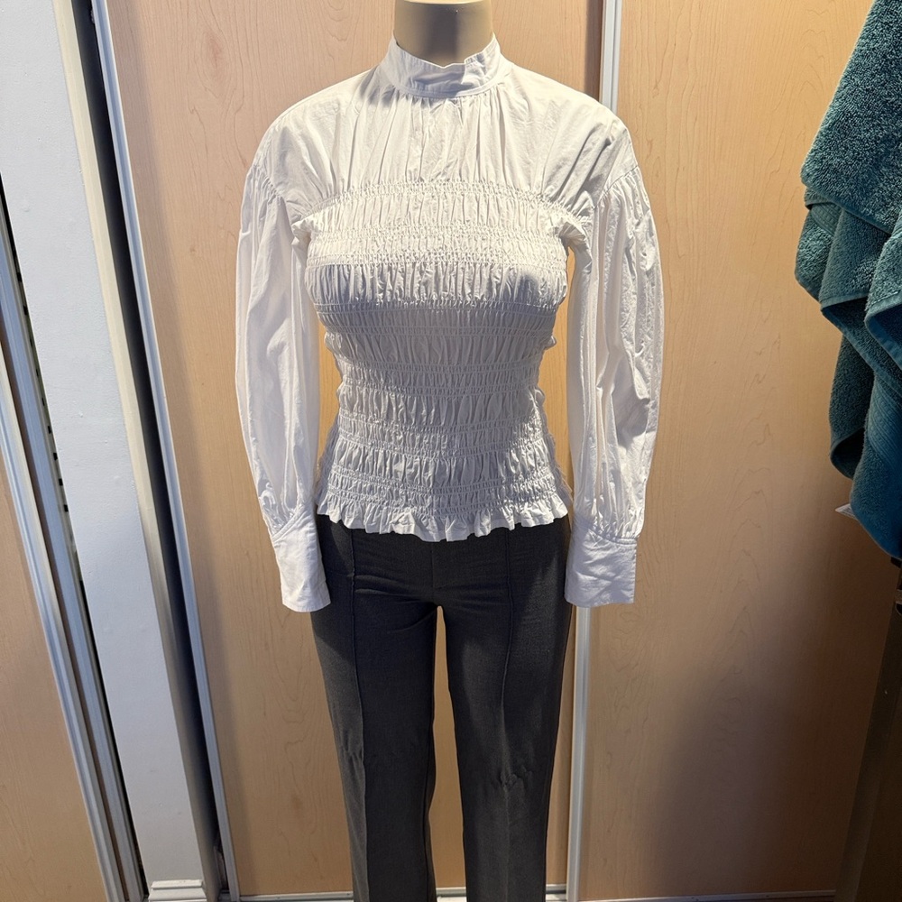 Ganni XS Elegant White Smocked Women's Top